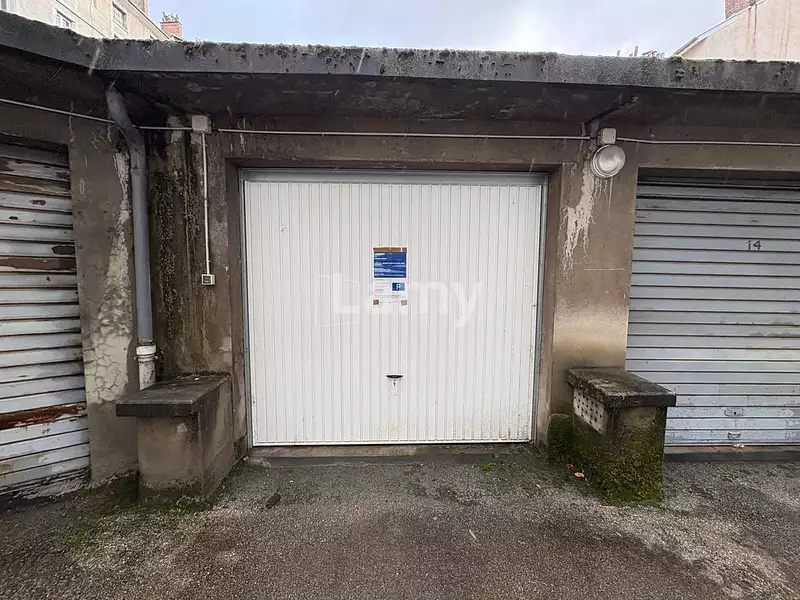 Parking, 13 m²