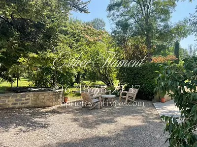 Maison, 242 m²
