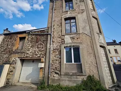Maison, 168 m²
