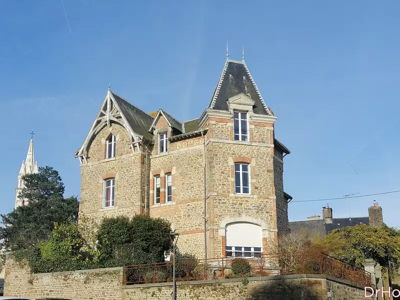 Maison, 249 m²