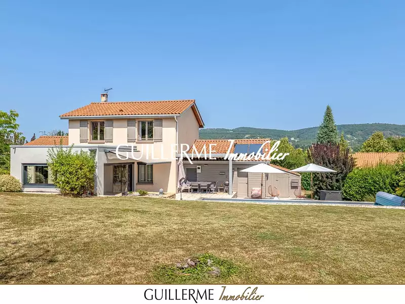 Maison, 168 m²