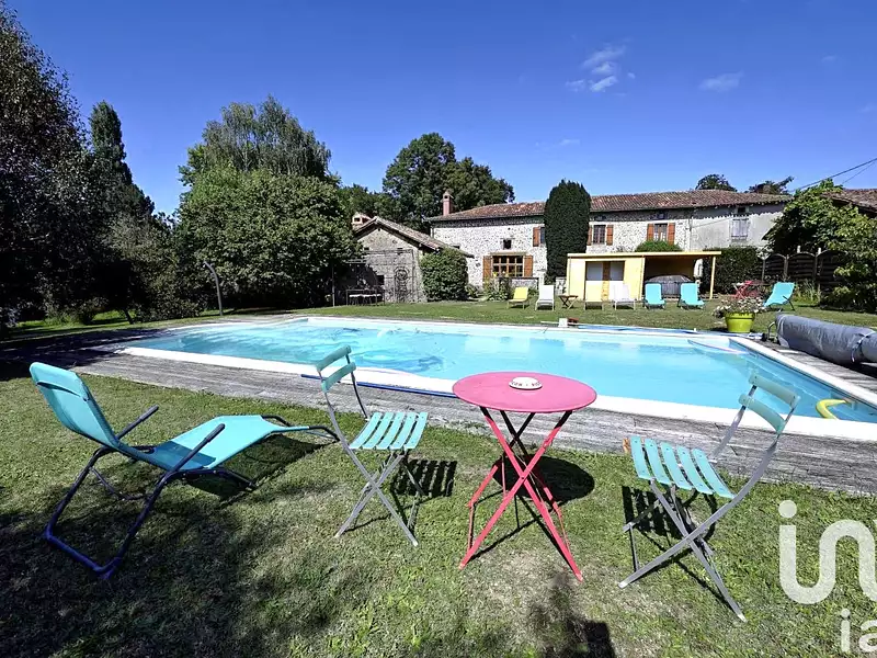 Maison, 348 m²