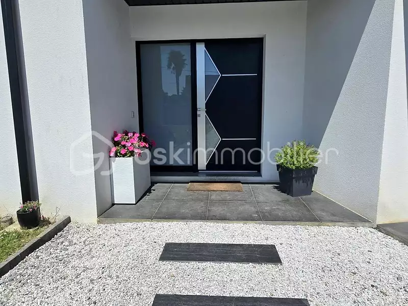 Maison, 165 m²