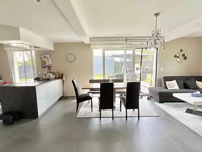 Maison, 122 m²