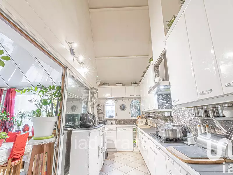 Maison, 270 m²