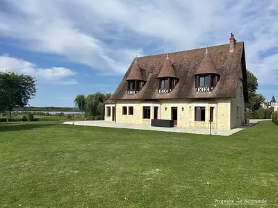 Maison, 254 m²