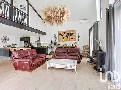Maison, 240 m²