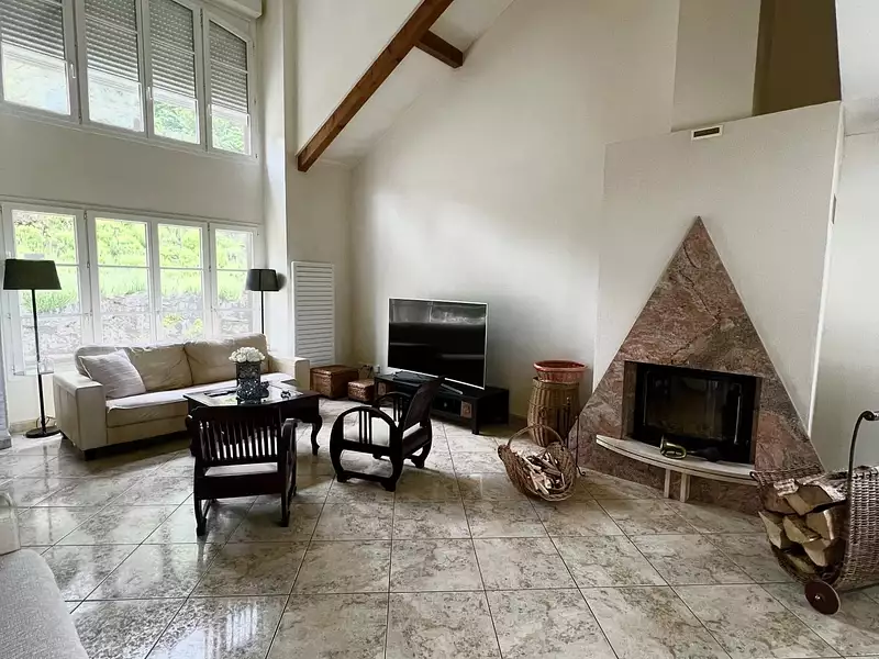 Maison, 300 m²