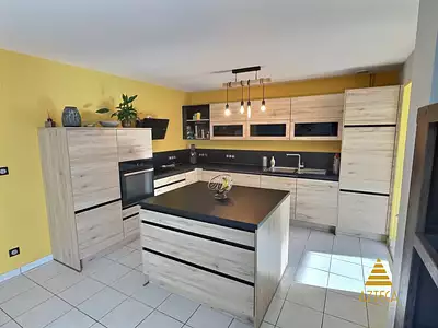 Maison, 165 m²