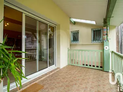 Maison, 191 m²