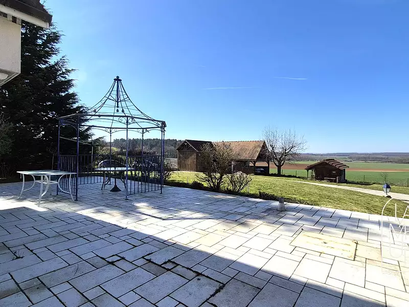 Maison, 231 m²