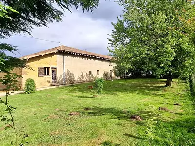 Maison, 240 m²