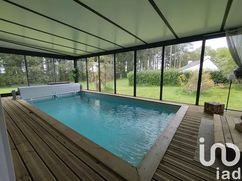 Maison, 196 m²