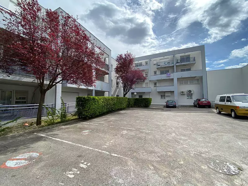 Parking, 8 m²