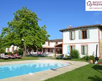 Maison, 730 m²