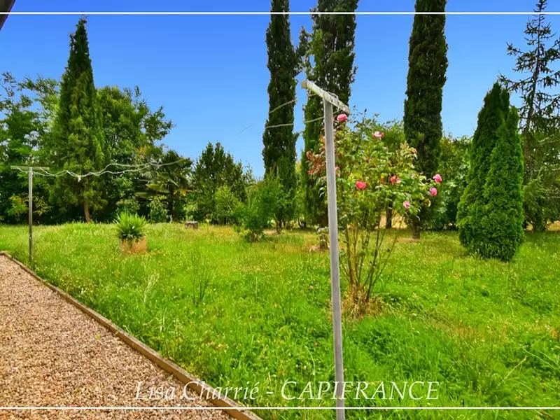 Maison, 295 m²