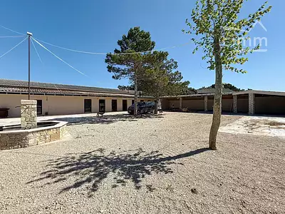 Maison, 280 m²