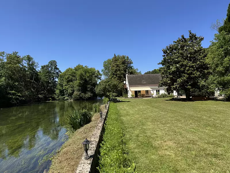 Maison, 163 m²