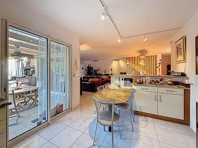 Maison, 168 m²