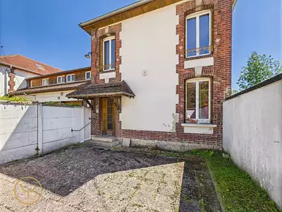 Maison, 450 m²