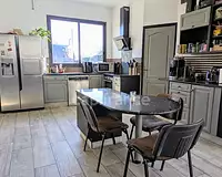Maison, 195 m²