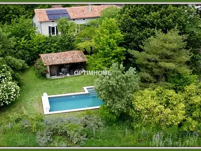 Maison, 208 m²