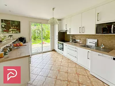 Maison, 145 m²