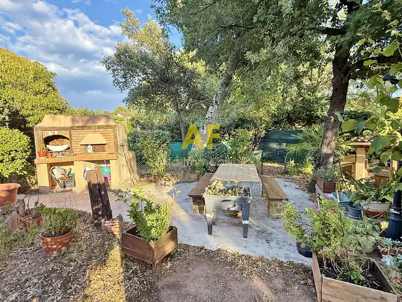 Maison, 210 m²