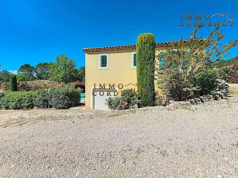 Maison, 137 m²