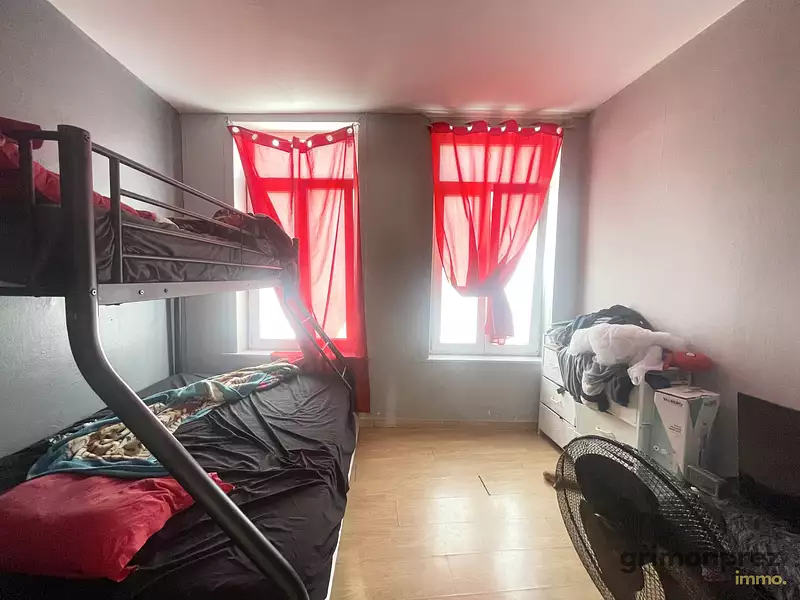 Immeuble, 90 m²