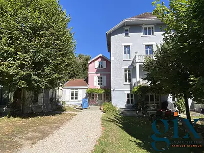 Maison, 266,11 m²