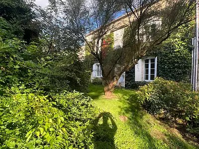 Maison, 248 m²
