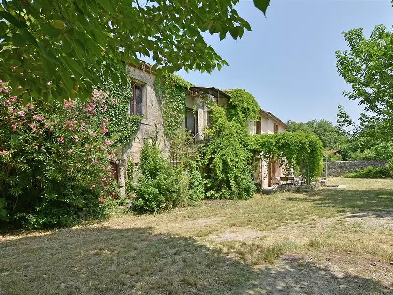 Maison, 285 m²