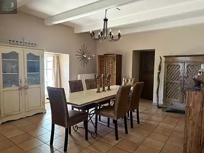 Maison, 339,16 m²