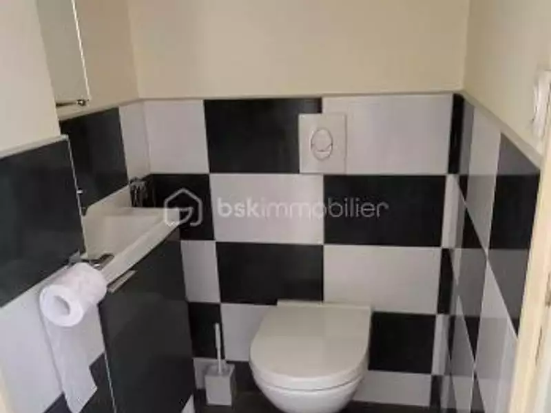 Maison, 83 m²