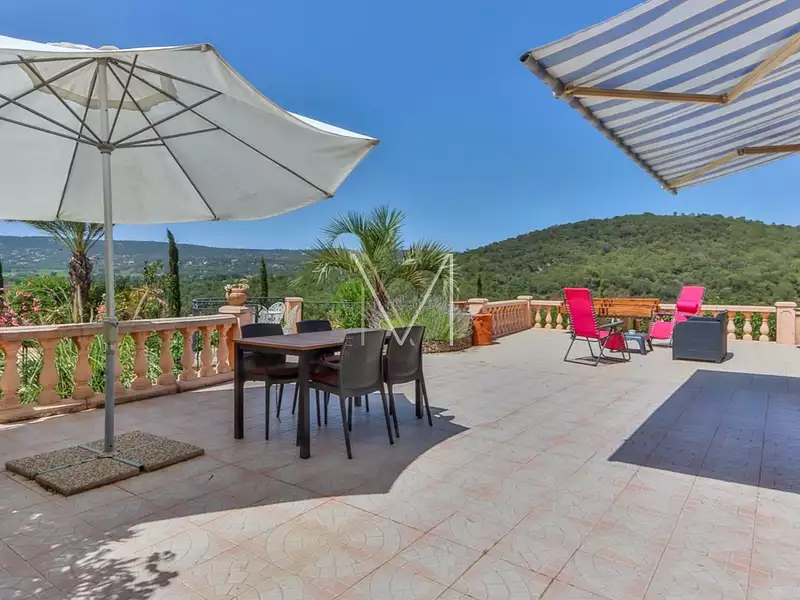 Maison, 300 m²