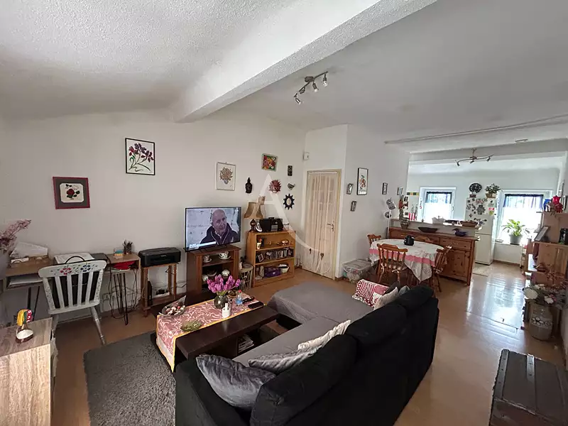 Immeuble, 115 m²