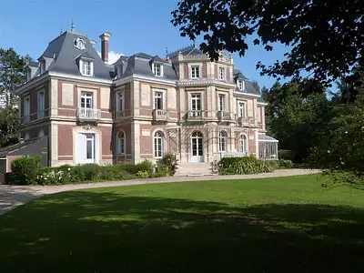 Maison, 850 m²