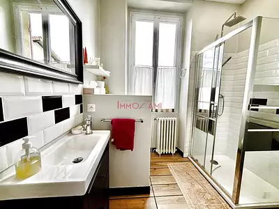 Maison, 245 m²