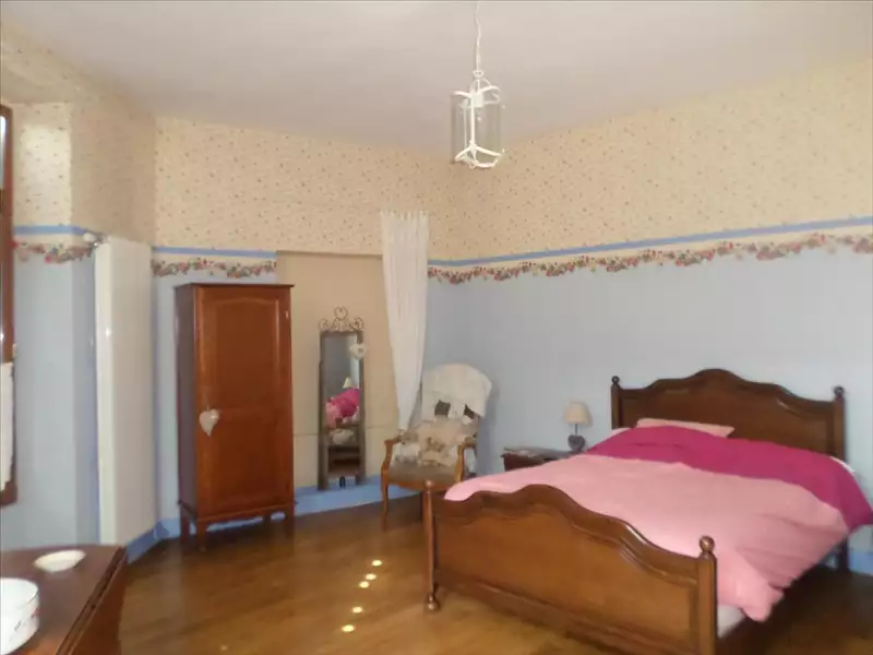 Maison, 213 m²