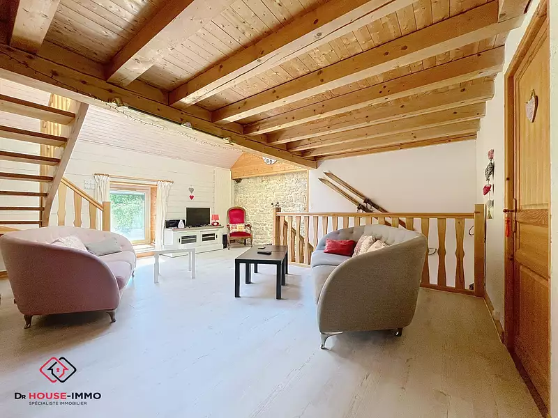 Maison, 166 m²