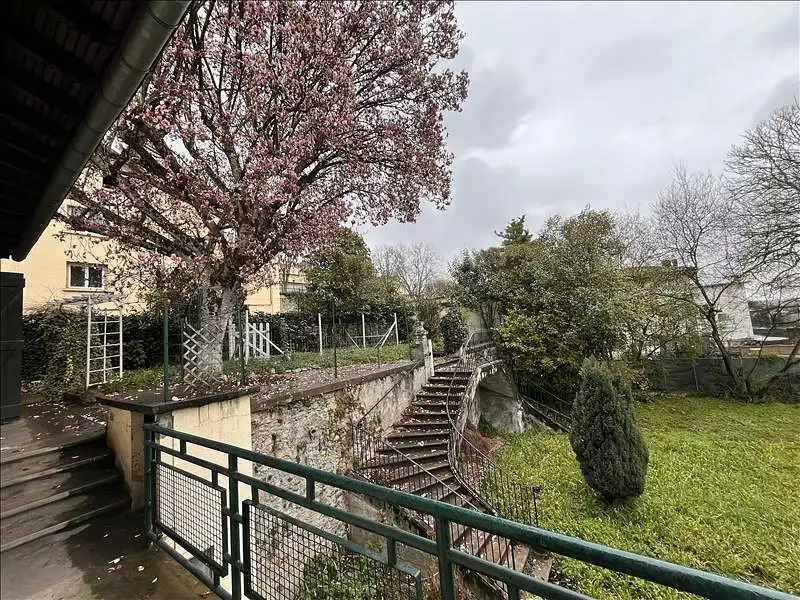 Maison, 185 m²