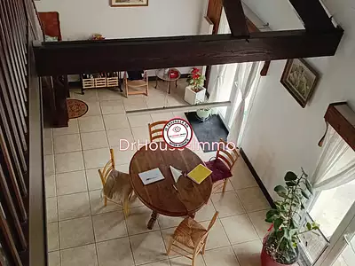 Maison, 160 m²