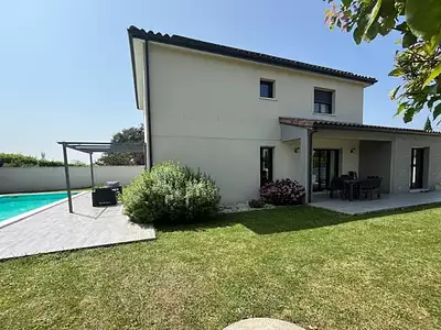 Maison, 160 m²
