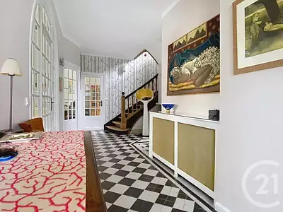 Maison, 271,35 m²