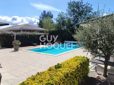 Maison, 220 m²