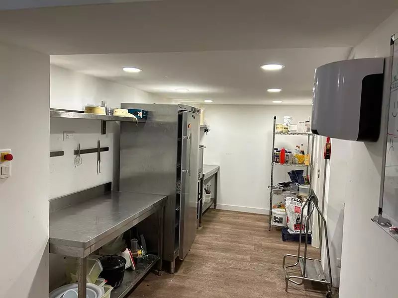 Divers, 80 m²