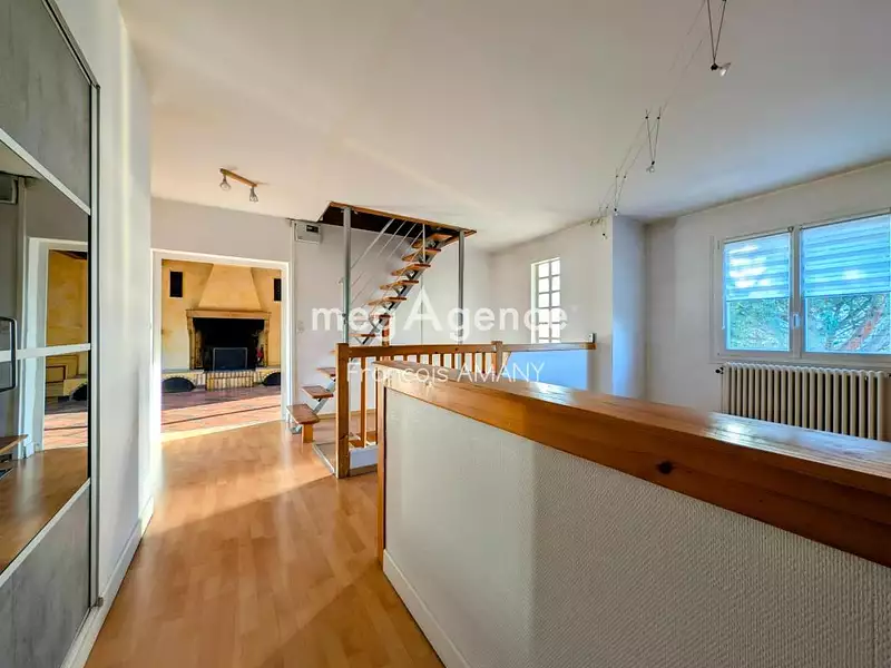 Maison, 350 m²
