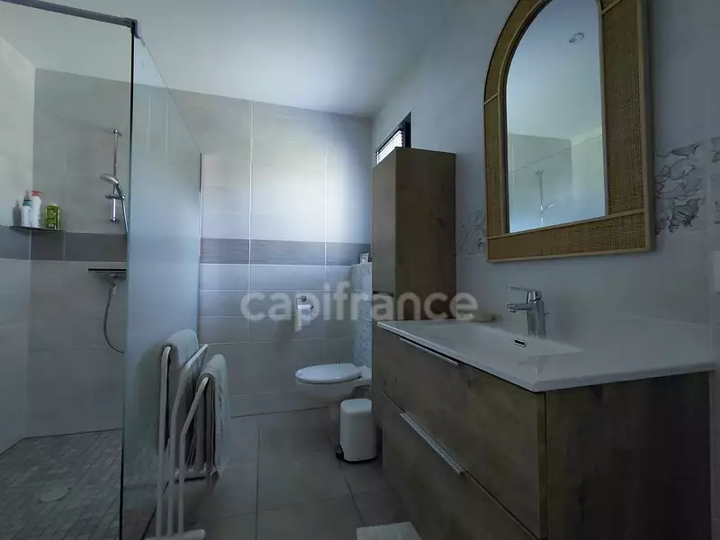 Maison, 105 m²