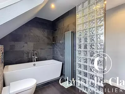 Maison, 270 m²